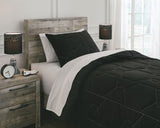 Meliora Quilt Set