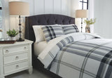 Stayner Comforter Set