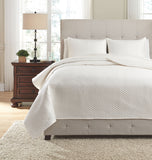 Dietrick Quilt Set