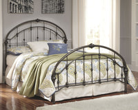 Nashburg Metal Bed