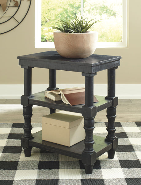 Dannerville Accent Table