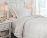 Jenalyn Comforter Set