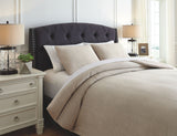 Mayda Comforter Set