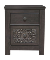 Paxberry Nightstand